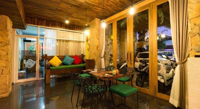 קוטה לומבוק Hadi Poetra Hotel מראה חיצוני תמונה