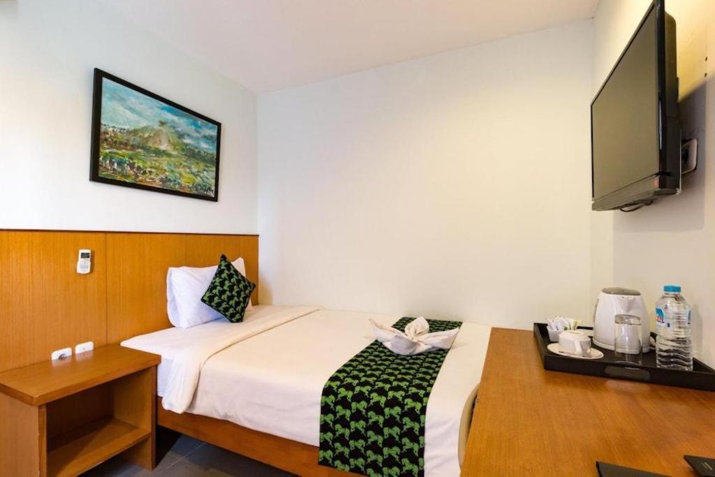 קוטה לומבוק Hadi Poetra Hotel מראה חיצוני תמונה
